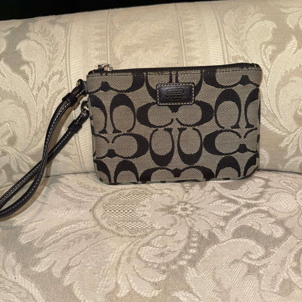 Coach Signature Black and Tan Wristlet